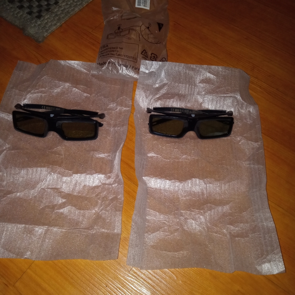 Sony 3D Active RF Glasses.